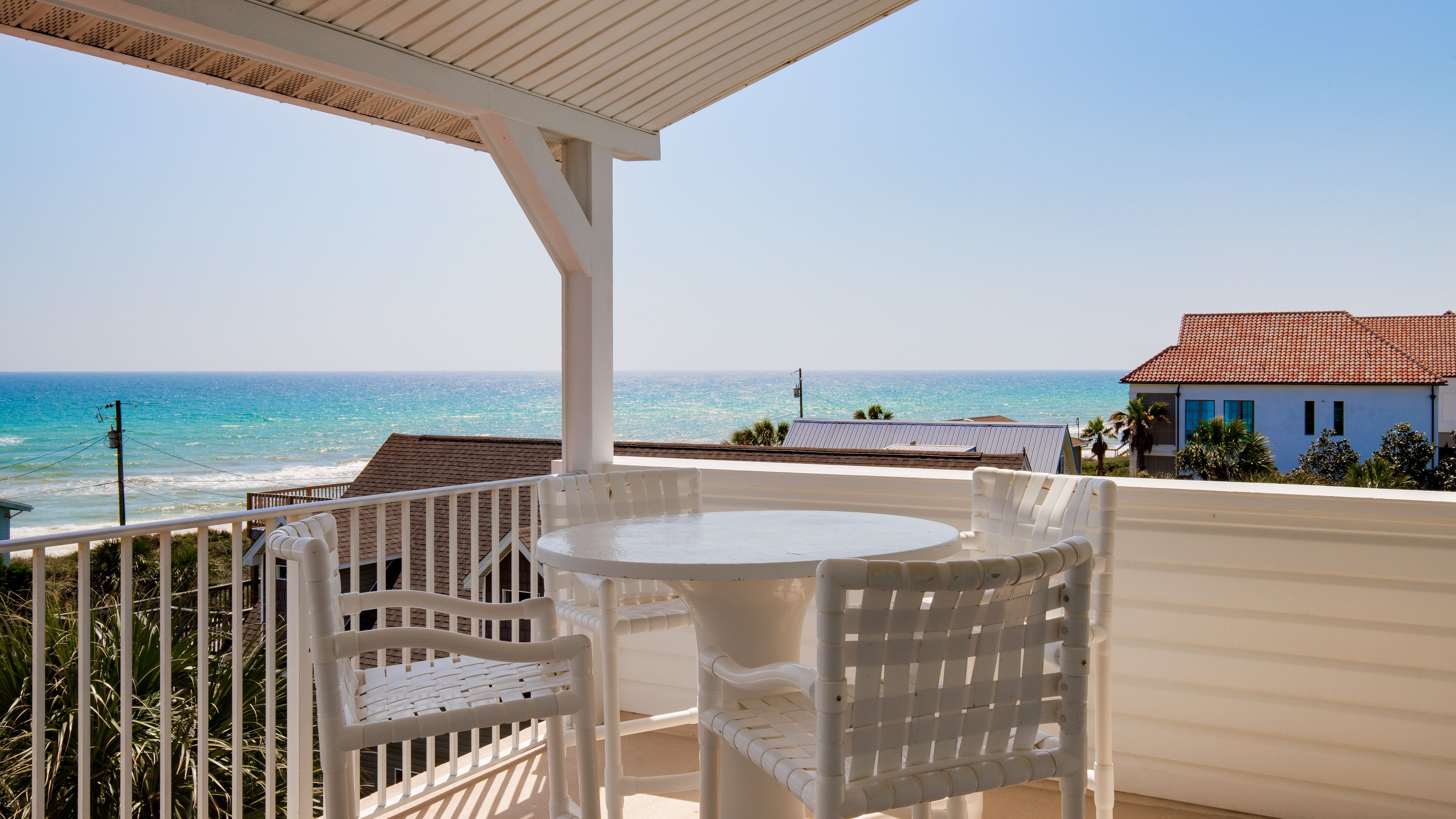 Endless gulf views from the spacious top deck!